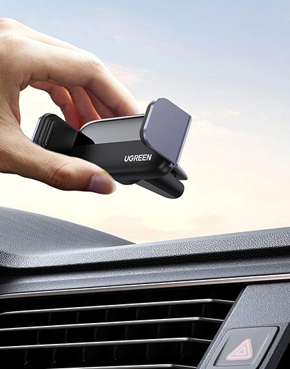 Jakie są różnice między uchwytami samochodowymi na szybie a na desce rozdzielczej?